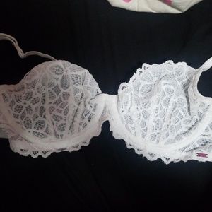 Victoria's Secret Pink brand unlined bra